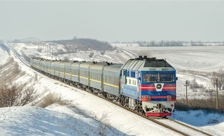 "Зимовий" розклад руху пасажирських поїздів по станції Кривин та автобуса до Кривина