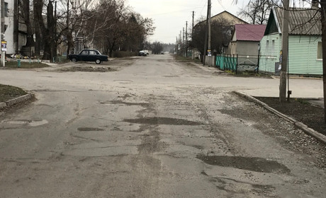 Мільйон - на дорожнє покриття: як ремонтуватимуть дороги в Петропавлівці