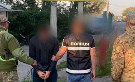 У пункті "Паланка-Маяки-Удобне" затримали іноземця, який збував наркотиків на мільйони гривень