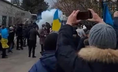На Херсонщині під час мирного мітингу окупанти вбили жителя Нової Каховки