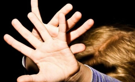 На Фастівщині вихователька дитбудинку знущалася над 9-річною дівчинкою. Всіх дітей вилучили