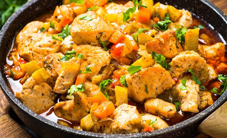 Рецепт дня: куряче рагу з овочами