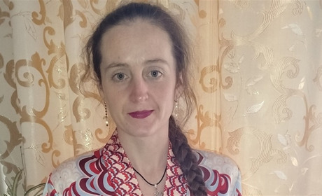 Історія успіху викладачки Старокостянтинівської музичної школи стала частиною книги "Серце і сила"