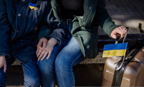 Правові режими надання тимчасового захисту українцям у різних країнах: який обрати