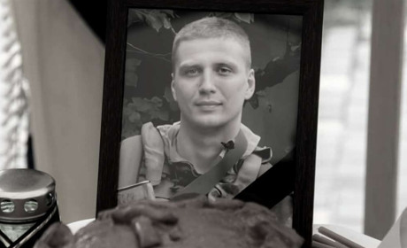 Нікополь провів в останню путь захисника України Максима Остапова