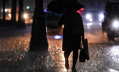 На вихідних беріть із собою парасольку: погода на Сумщині та в Україні