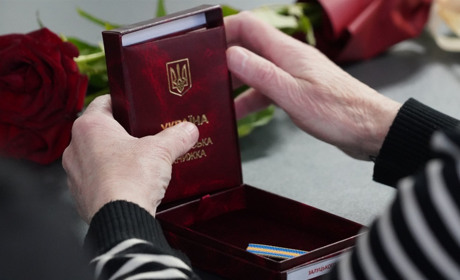 Герої навіки. Посмертні нагороди Павла Залуцького та Андрія Поліщука передали рідним загиблих воїнів