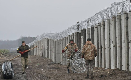 На півночі Житомирщини будують стіну, яка розділятиме Україну з Білоруссю