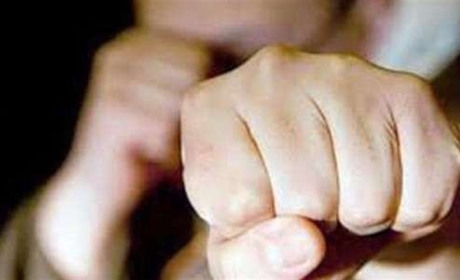 Жителя Помоклів побили 10 молодиків: хроніка поліції від 25 серпня