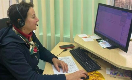 Щоб техніка працювала без світла: медичному кол-центру Фастова подарували додатковий засіб живлення