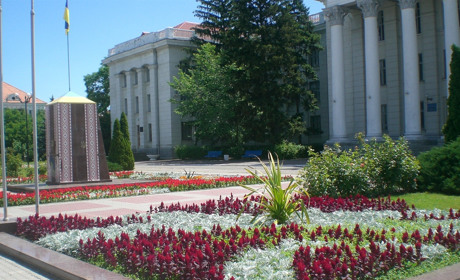 У Нову Каховку прийшло літо