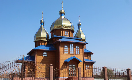 Коронавірус — це кара за гріхи?: інтерв'ю з волноваським священнослужителем