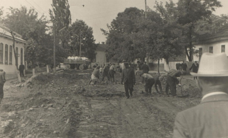 Новоград-Волинський на сторінках газети "Радянський патріот": 1957 рік