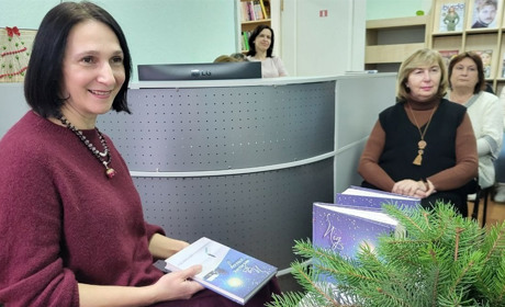 Серед авторів різдвяної збірки оповідань - південноукраїнка Світланна Аман