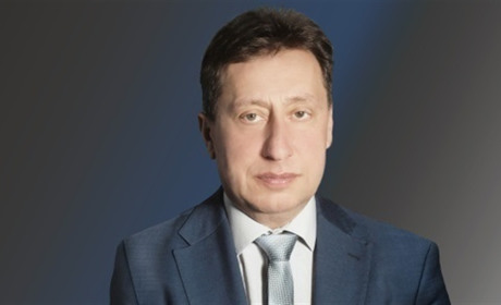 У Луганській області новий очільник: Уряд погодив на цю посаду кандидатуру Віталія Комарницького