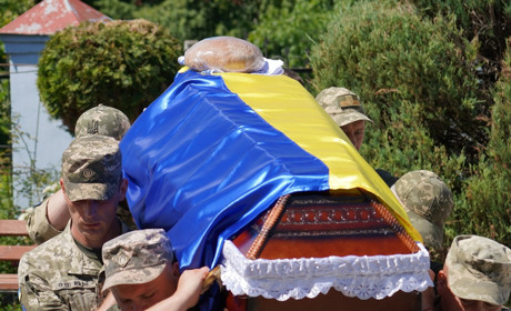 Він захищав Україну. Городоччани провели в останню путь Андрія Поліщука
