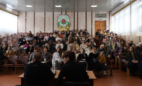 Академічний ліцей у Південноукраїнську: день відкритих дверей для батьків та дітей