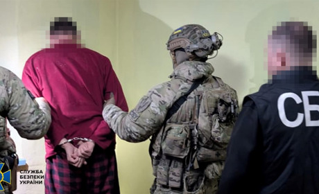 СБУ викрила агента фсб рф, який наводив російські ракети на Хмельниччину