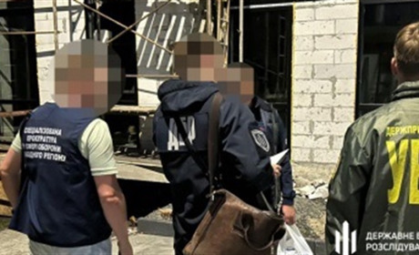 Викрили правоохоронців на вимаганні хабара за переведення військового в тил