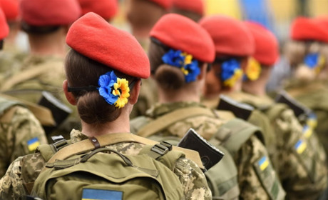Жодних заборон на виїзд жінкам за кордон з 1 жовтня немає