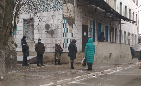 У Волновасі понад 40 хворих на covid-19 за добу
