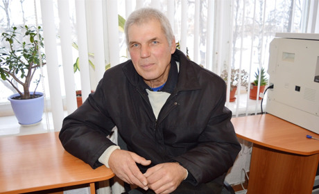 Корюківчанин Віталій Кугук з легкістю вміє говорити ззаду наперед