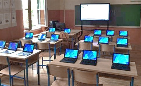 Знову на дистанційне навчання? Міністр освіти звернувся до місцевої влади