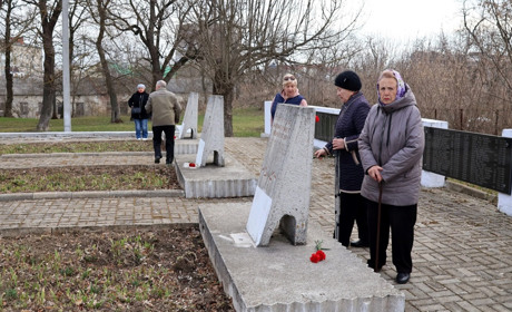 Річниця визволення Барського району: барчани вшанували пам'ять полеглих воїнів