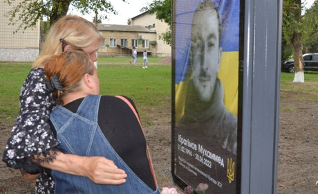 "Не хотіли робити тимчасове для вшанування Героїв": досвід меморіалізації у Студениківській громаді