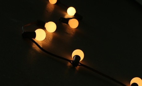 У Сватовому і п'яти селах району не буде світла: графік відключень на 17 серпня