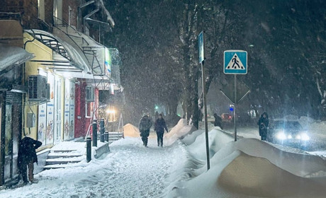Фоторепортаж. Вечірній Глухів у полоні хурделиці