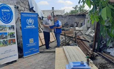 Жителі Курахівської громади отримали будівельні матеріали