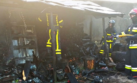 У господарстві в Сарнах згоріло п’ять кубометрів дров