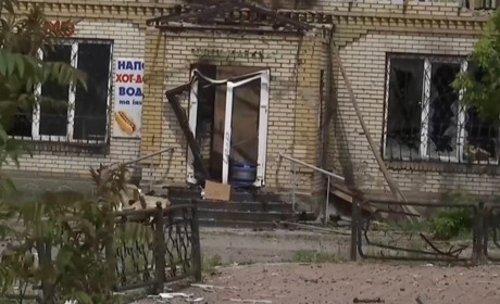 У Мар'їнці майже немає вцілілих будинків, центр міста згорів вщент. Ситуація станом на 16 травня