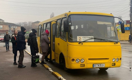 На маршруті автобусів №2 та №3 у Переяславі запровадили нову зупинку: оновлений графік