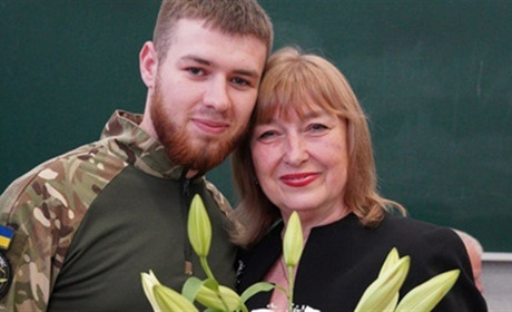 Навчання з фронту: 21-річний воїн отримав диплом Херсонського університету