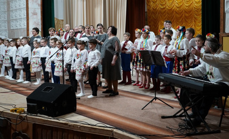 «Народний аматорський» та «Зразковий». У Городку три колективи підтвердили свої звання