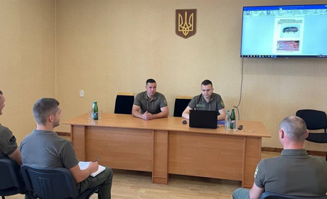 Як зберегти хвойні насадження від шкідників та хвороб: лісівники Смілянщини провели нараду