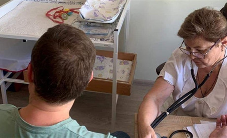 У Дніпрі працюють два гуманітарних хаби для переселенців з Торецької громади. Які Їх функції