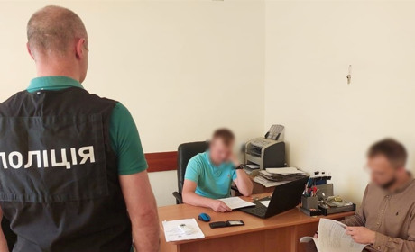 На Хмельниччині виявили злочинну групу, яка хотіла збагатитися на ремонті доріг