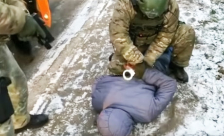 Чоловіка, який хотів підірвати залізничну колію між Луганщиною і Харківщиною, затримали у Сватовому