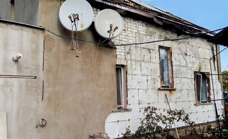 У Ржищеві горів гараж поряд із будинком