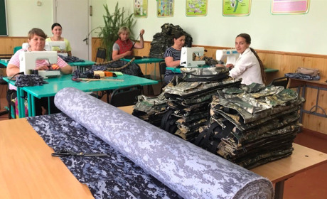 Довговоля. 120 днів війни: у кожного свій фронт, своя позиція