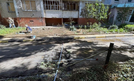 На Херсонщині армія рф завдала ударів по критичній та соціальній інфраструктурі, житлових кварталах
