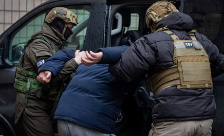 СБУ затримала п'ять російських інформаторів. Один з них стежив за Хмельницькою АЕС