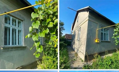 У селі Довпотів Калуського району продається цегляний будинок