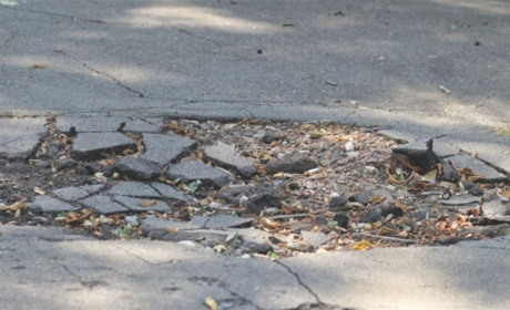 На Херсонщині минулої доби внаслідок обстрілів РФ загинули дві людини, ще 14 поранені