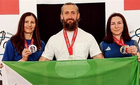 Два золота і срібло: гирьовики з Сарненщини виступили на чемпіонаті в Парижі