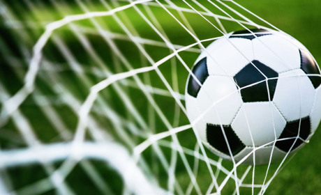 Спорт на карантині. Навколо футболу не все так просто: хтось уже грає, а хтось чекає дозволу