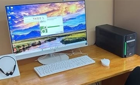 У Центральній бібліотеці запрацював тифлокомплекс для людей із порушеннями зору